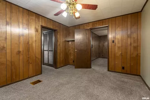 1304 W Tyler St, Herrin, IL 62948 photo 12