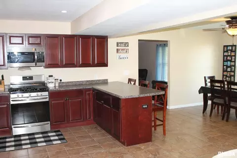 109 6th St, Andover, IL 61233 photo 13