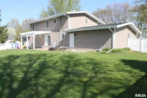 109 6th St, Andover, IL 61233 photo 6