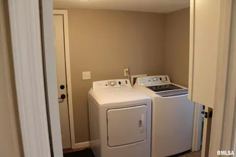 109 6th St, Andover, IL 61233 photo 16