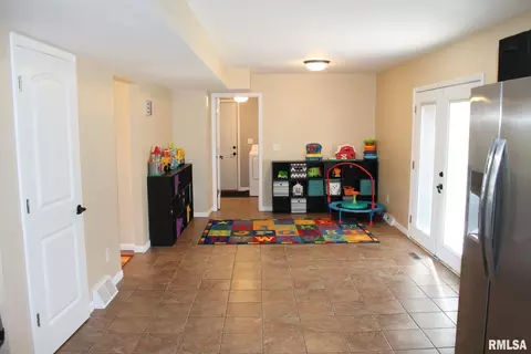 109 6th St, Andover, IL 61233 photo 15