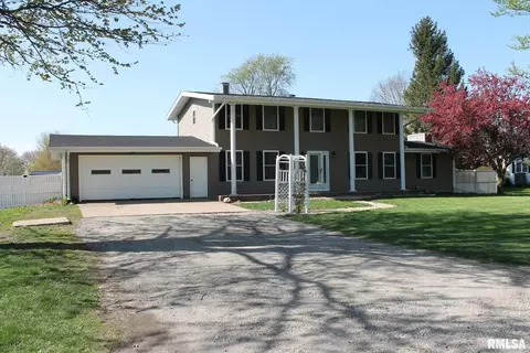 109 6th St, Andover, IL 61233 photo 4