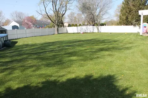109 6th St, Andover, IL 61233 photo 9