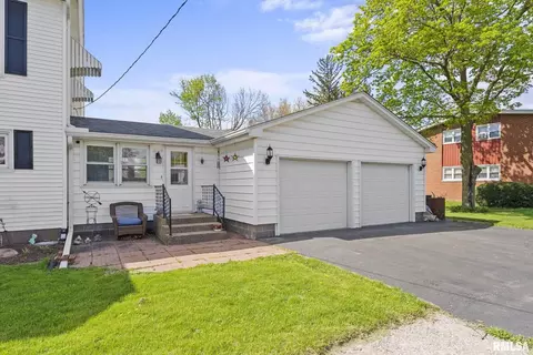 1401 13th St, Viola, IL 61486 photo 3