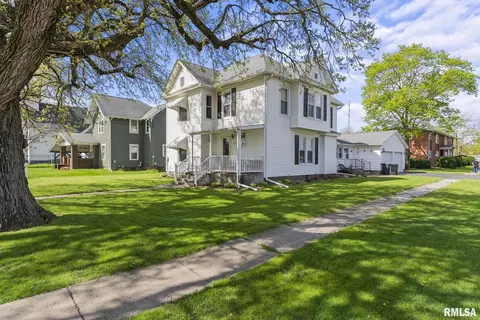 1401 13th St, Viola, IL 61486 photo 2