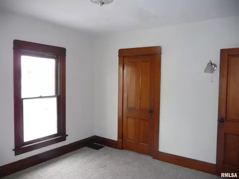 1225 12th Ave, Moline, IL 61265 photo 16