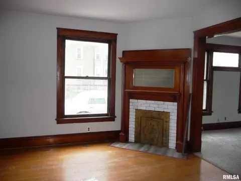 1225 12th Ave, Moline, IL 61265 photo 7