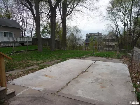 1225 12th Ave, Moline, IL 61265 photo 22