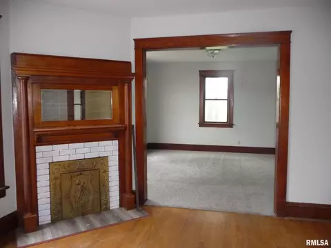 1225 12th Ave, Moline, IL 61265 photo 9