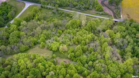 20283 Thorn Rd, Thompsonville, IL 62890