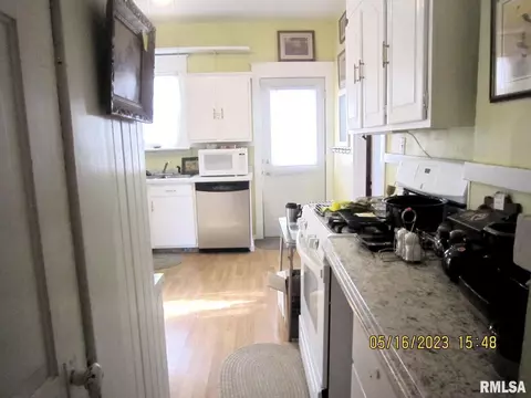 1593 34th Ave, Moline, IL 61265 photo 9