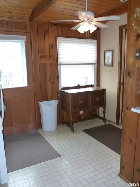 1637 25th St, Moline, IL 61265 photo 14