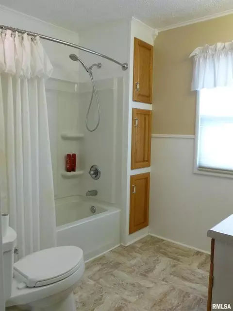 1637 25th St, Moline, IL 61265 photo 21