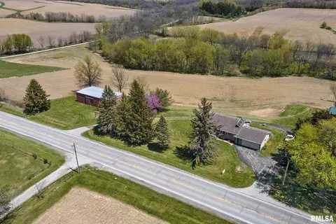 15009 70th St W, Reynolds, IL 61279