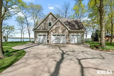 16616 River Rd N, Cordova, IL 61242