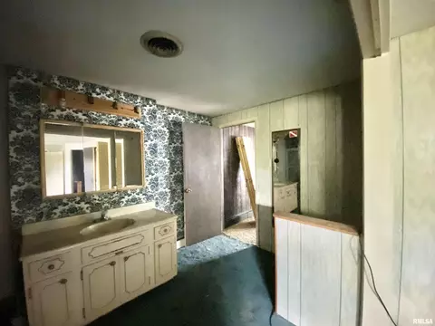 1016 S 13th St, Herrin, IL 62948 photo 7