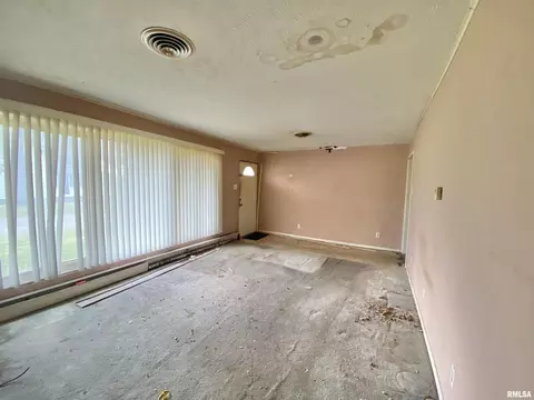 1016 S 13th St, Herrin, IL 62948 photo 21