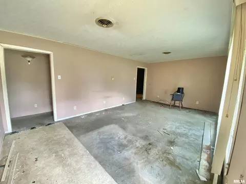 1016 S 13th St, Herrin, IL 62948 photo 20
