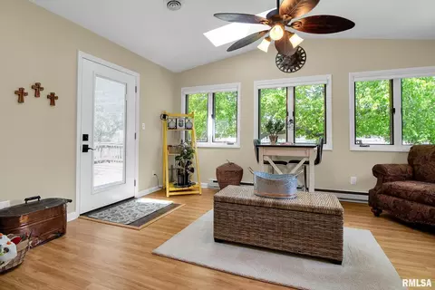 1601 N Smith St, Marion, IL 62959 photo 10