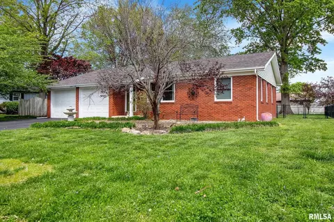 1601 N Smith St, Marion, IL 62959 photo 2