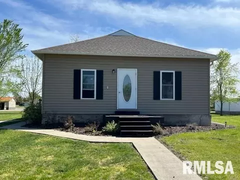 403 E Fremont St, Camp Point, IL 62320