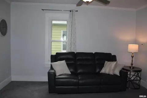1544 29th Ave, Moline, IL 61265 photo 4