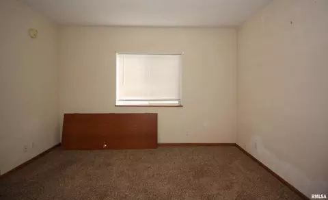 152 12th St, Silvis, IL 61282 photo 15