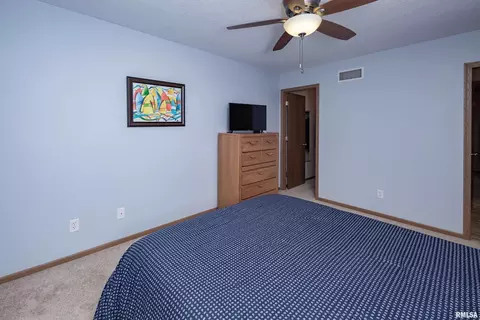 3016 3rd St, Moline, IL 61265 photo 27