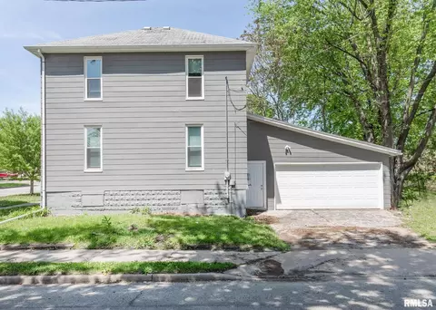 1301 N Perry St, Davenport, IA 52803