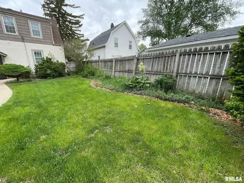 2744 11th Ave, Moline, IL 61265 photo 6