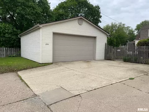 2744 11th Ave, Moline, IL 61265 photo 4