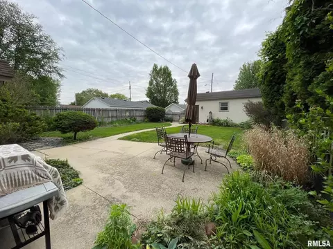 2744 11th Ave, Moline, IL 61265 photo 3