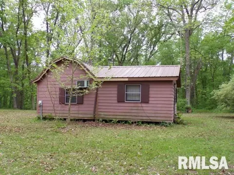 416 Happy Hollow Dr, Dahinda, IL 61428
