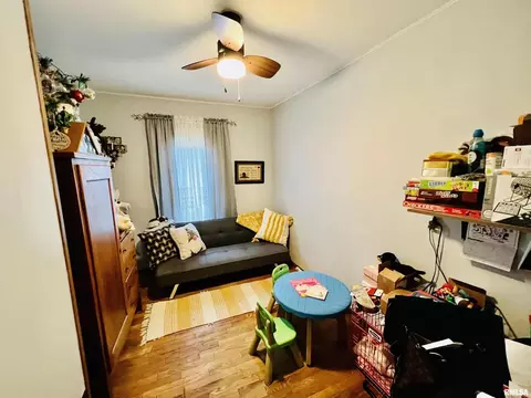 1204 E Parham St, Marion, IL 62959 photo 11