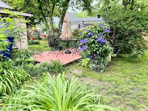 1204 E Parham St, Marion, IL 62959 photo 17