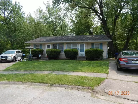 1751 Pleasant Ct, Davenport, IA 52803