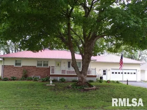 109 S Holloway St, Alexis, IL 61412