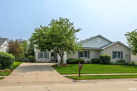 4209 E 58th St, Davenport, IA 52807