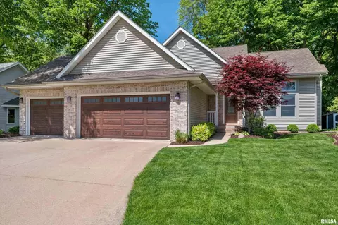 214 8th Ave, Hampton, IL 61256