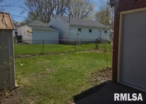 307 Baltimore St, Waterloo, IA 50701 photo 8