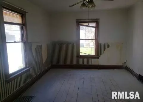 307 Baltimore St, Waterloo, IA 50701 photo 10