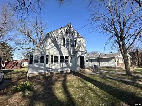 436 12th St, Silvis, IL 61282 photo 1
