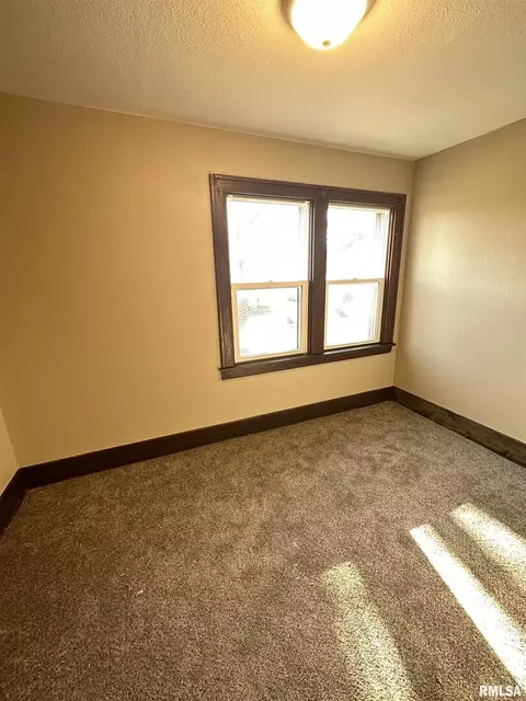 436 12th St, Silvis, IL 61282 photo 22