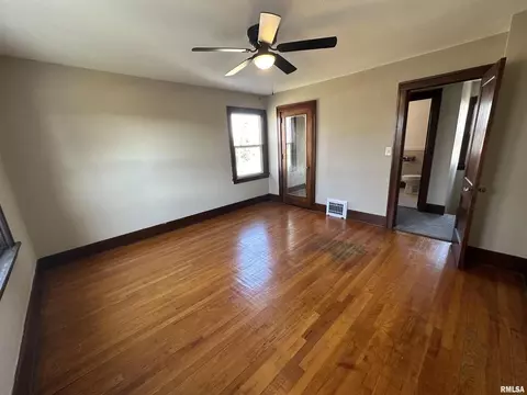 436 12th St, Silvis, IL 61282 photo 19