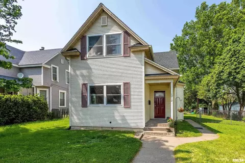 1712 W 14th St, Davenport, IA 52804