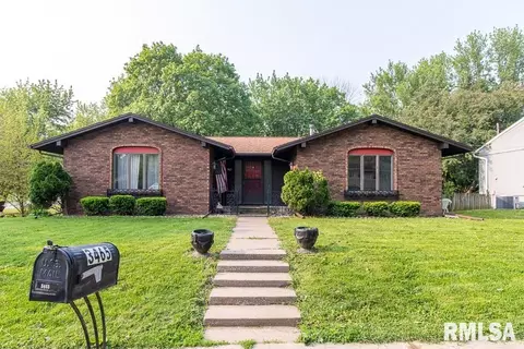 3465 Pleasant Dr, Bettendorf, IA 52722
