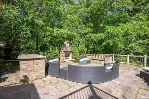 14 Velie Dr, Moline, IL 61265 photo 39