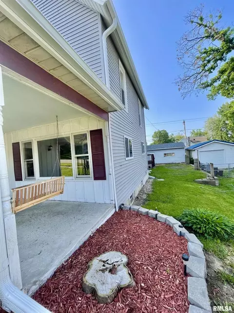 808 8th Ave, Fulton, IL 61252 photo 4