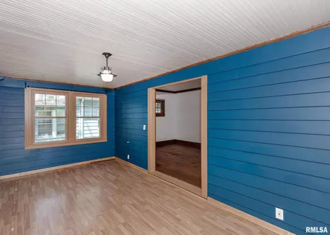 1325 27th St, Moline, IL 61265 photo 20