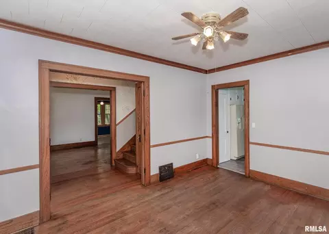 1325 27th St, Moline, IL 61265 photo 7